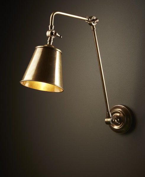 Cromwell Wall Lamp In Brass 1